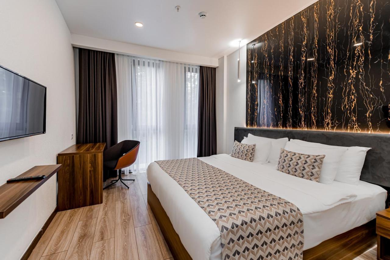 Kutaisi Inn Εξωτερικό φωτογραφία